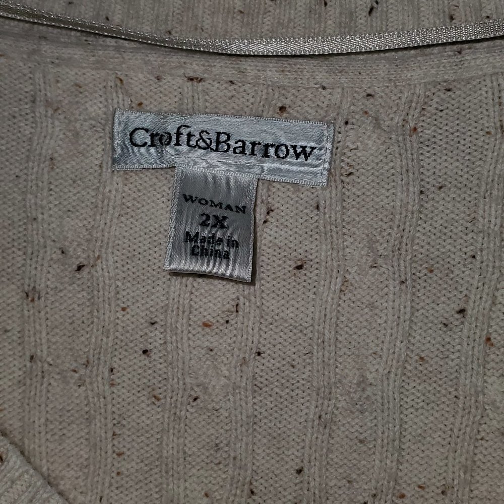 Beige Flecked Croft & Barrow V-neck Pullover Sweater - Picture 2 of 4